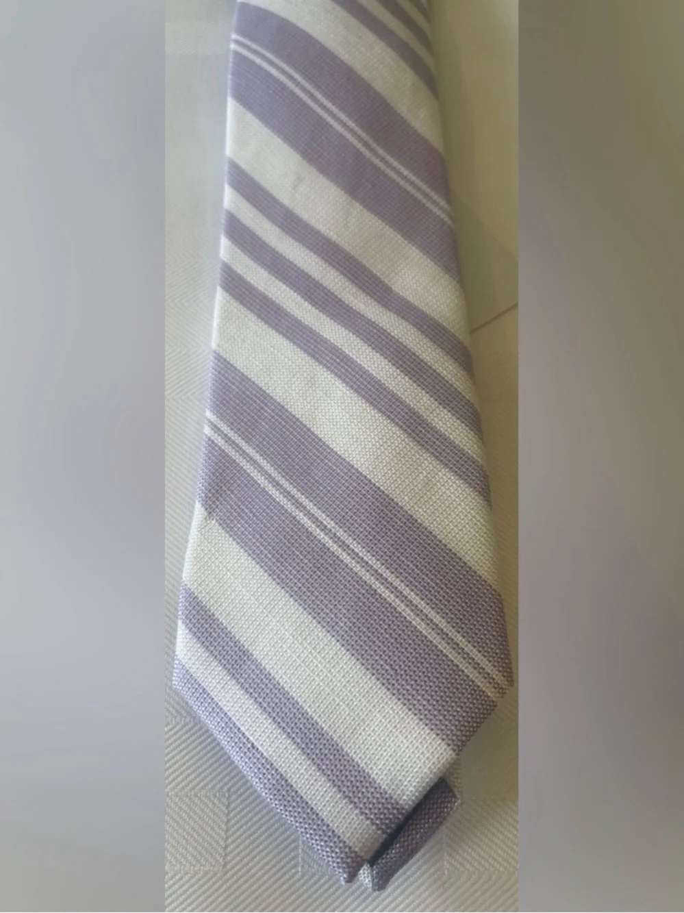 Tommy Hilfiger Men's Sullivan Multi-Stripe Tie Light Purple lilac White